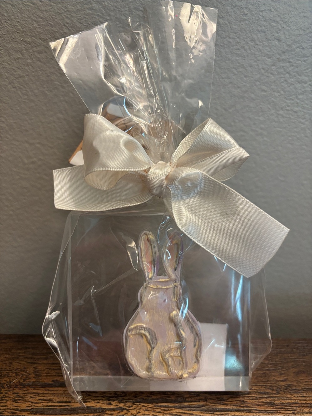 Mud Pie Cream Bunny Acrylic Block NWT